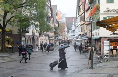 Erfahrungsberichte bewertungen öffnungszeiten bilder und weitere informationen auf wiwico. Weihnachtsmarkt in Bad Cannstatt: Viele Kulturen in der ...