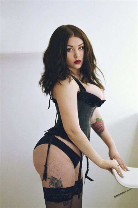 Plus size in this category we publish interesting and popular curves plus size models. Beautiful curvy plus size model nude - hd
