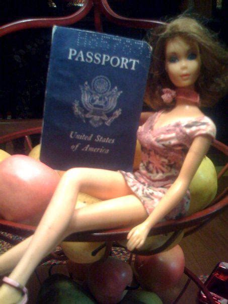 I'm offering my body to the entire audience at a public bar. this is barbie just getting ready to go to the
