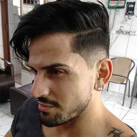 The mid fade haircut has been growing in popularity around the world. Mid Fade Corte - Corte De Pelo Hombre Fade - Frizura Blogs ...