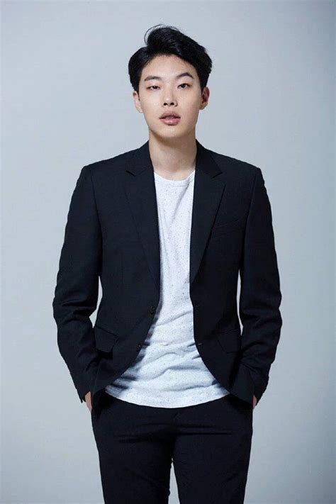 Nevertheless, the south korean actor is specially known for his unique sense of fashion and his adorable character. EYES ON RYU | Ryu jun yeol, Ryu joon yeol, Korean actors