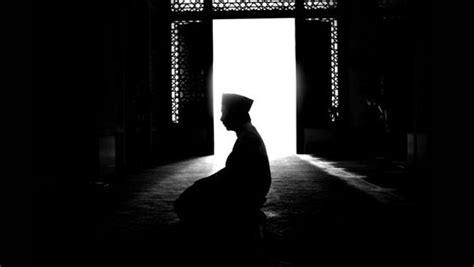 Sepertimana yang kami kongsikan sebelum ini tentang cara solat taubat, kami bawakan sekali lagi cara solat tahajjud. Panduan Solat Sunat Taubat Cara Nabi S.A.W. - Rahman Hatim ...