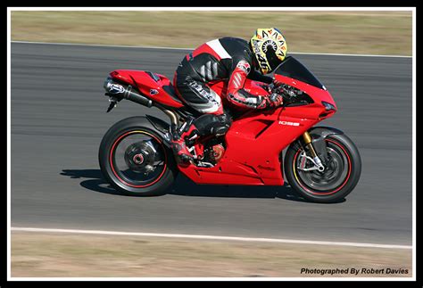 Every day, we help thousands of travelers plan great vacations. Photo's from Eastern Creek Track Day 31/05/08 - ducati.org ...