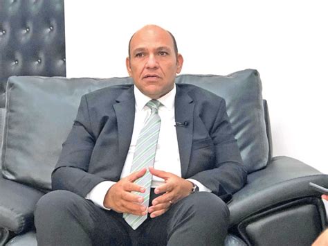 Bakanlar kurulu, türkiye cumhuriyeti'nde başbakan'ın başkanlık ettiği ve ülkede görev alan tüm bakanların bir araya gelip önemli kararları aldığı kuruldur. "Bakanlar Kurulu yanıltıldı"
