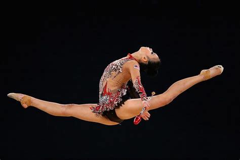 Amy kwan dict weng (1 şubat doğumlu 1995 ) malezyalı bireydir ritmik jimnastikçi. Amy Dict Weng Kwan of Malaysia competes in the clubs ...