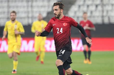 Kenan karaman (born 5 march 1994) is a turkish footballer who plays as a striker for german club fortuna düsseldorf, and the turkey national team. Kenan Karaman: Türkiye'den transfer teklifi aldım ...