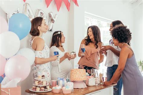 So i decided to prepare a list of the best baby shower games for large groups you can choose from. 21 Easiest Baby Shower Games for Large Groups