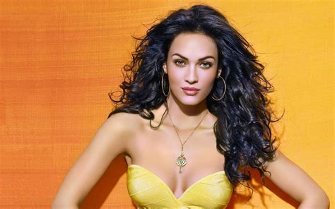 Megan fox born as megan denise fox on may 16th, 1986 in rockwood, tennessee is a famous and beautiful american actress and model. Beautiful Megan Fox Actress New HD Wallpapers - All HD ...