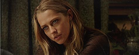 Tumblr is a place to express yourself, discover yourself, and bond over the stuff you love. teresa palmer gif | Tumblr | Teresa palmer, Teresa, Palmer