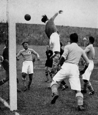 Quella di berlino fu una delle edizioni più controverse della storia dei giochi moderni. Berlin 1936 Olympic Games and Italian football team - Go ...