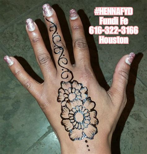 Everyone needs to get a henna tattoo once in their life. #HENNAFYD Fundi Fe 616-322-3166 Houston Sacred henna # ...