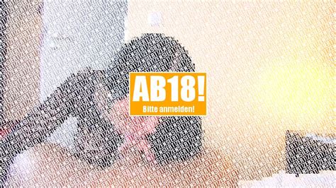 Die polizei wird den flüchtigen verbrecher bald kriegen. Bleib liegen! - Blasen, Reiten, Footjob kriegen! mit Tina ...