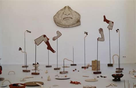 Todo pasa en el momento perfecto !! Claudia Martinez Garay | Installation art, Art, Sculpture ...