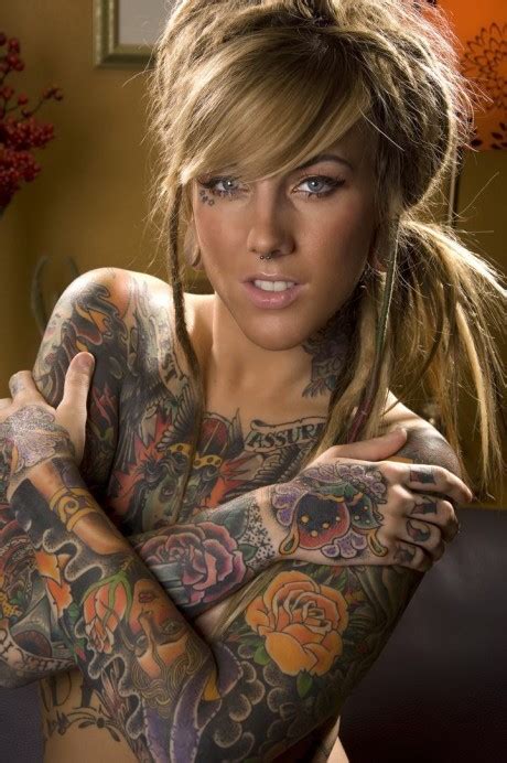 1 530 791 · обсуждают: women with tattoos on Tumblr