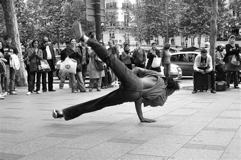 Op 23 juli 2021 worden de olympische spelen in japan feestelijk geopend. Breakdance op Olympische Spelen: 'De breakcultuur mag niet ...