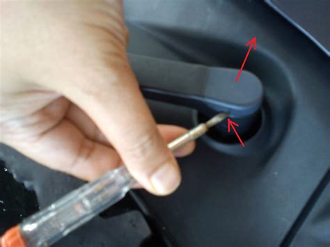 Tayar terkangkang punca ball joint lower arm tercabut bahaya beb. Idneffa Kini: Cara menukar motor wiper Exora