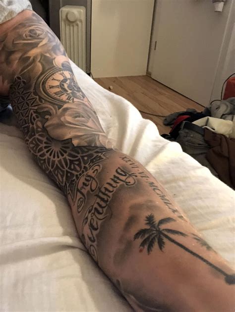tattoos-for-men-compass-tattoosformen-cool-arm-tattoos,-arm-tattoos-for-guys,-leg-tattoos