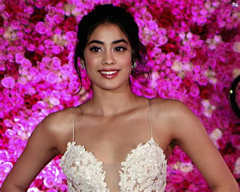 Janhvi kapoor admits she deleted everything on her instagram feed before making it public social media comes with its own set of pros and cons. This year brought me both worst and best experience of my ...