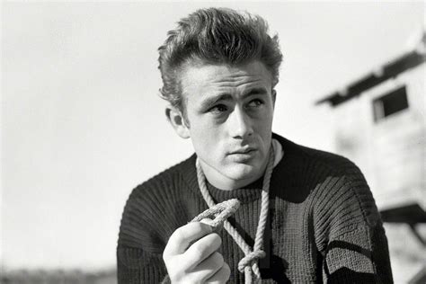 His iconic portraits of james dean in a wintry new york won him fame. Icône de mode #16 : James Dean