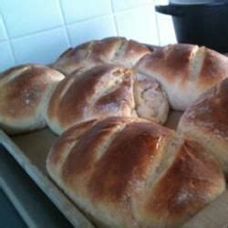 It can be hand shaped into a round loaf or in a loaf pan. Baking Meatloaf At 400 Degrees / How Long To Bake Meatloaf ...