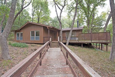 Angler's hideaway cabins on lake texoma cabin 4. Cabin in the woods at Lake Texoma!