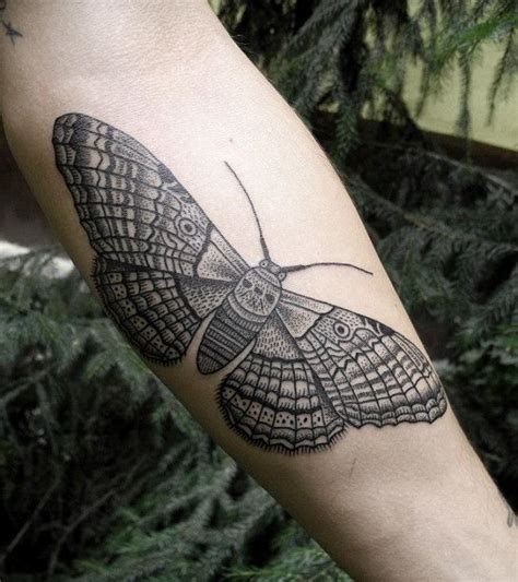 Lately, fashionistas have been drawn to wrist tattoos and for good reason. 20 Wrist Butterfly Tattoo Ideas That Can Never Go Wrong ...