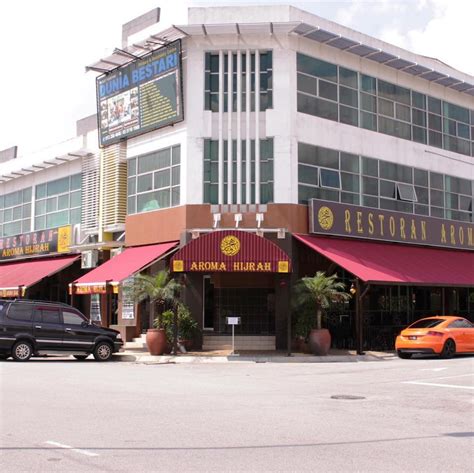 There are 3 type or rice such nasi mandy , nasi kabsah and nasi maqlubah. Kedai Nasi Arab Shah Alam | Blog Pakej.MY