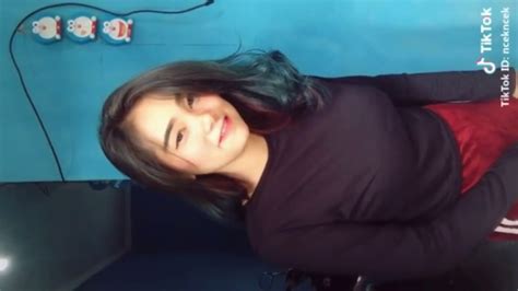 Reaction video tiktok goyang hot terbaru 2020. goyang tik tok hot 2019 part 29 ! bigo live hot su sayang! goyang hot tiktok! - YouTube