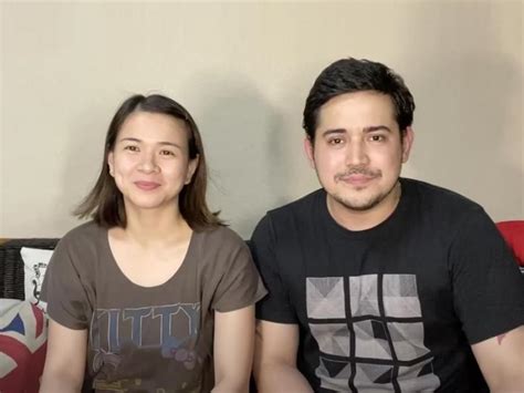 Paolo contis unfollows lj reyes on instagram, deletes her photos on his account on august 19, 2021, kapuso actor paolo contis cleared out all of the instagram accounts he is following, including his partner, lj reyes. Paolo Contis, LJ Reyes switch house roles for a day