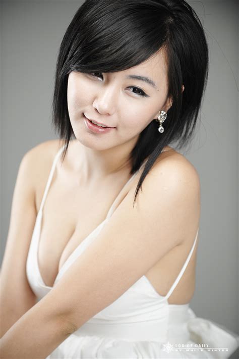 Content y previously announced its establishment on april 17, and ceo yang geun hwan is currently recruiting professionals to join the. Korean Babe Ryu Ji Hye Pictures | Asian Gallery