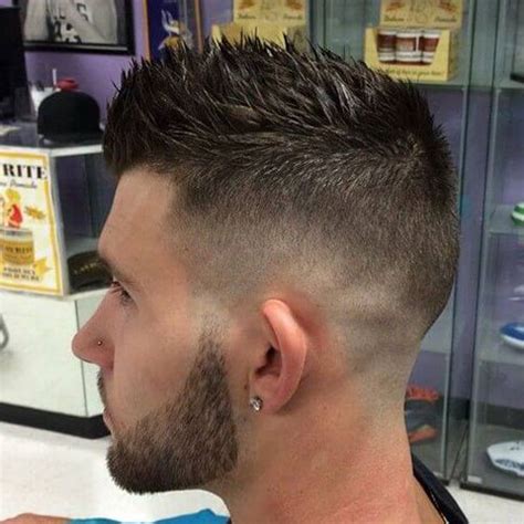 35 teintures de cheveux pour homme de faux cheveux pour homme , origine:pinterest.fr hair hairs. 35 meilleures coupes de cheveux Faux Hawk (Fohawk) pour ...