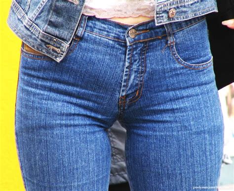 Eh, some looked shopped and some don't even meet the definition of the term camel toe. Doubletroubletwo: Camel Toe Jeans... :) enjoy!