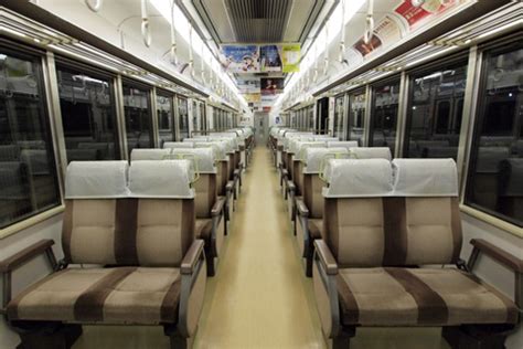 The website collected by this website comes from the. 鉄道車両フォト＆データベース JR西日本 221系 車内写真一覧 ...