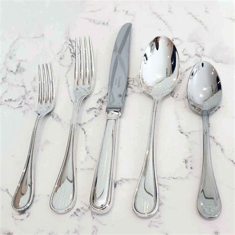 Place side plates to the left of the setting. 5 Piece Place Setting - Dessert Fork | William Ashley