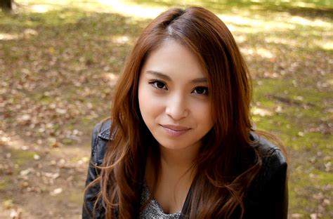 Ayase arisa is a character from love live!. Asian Sirens · Topic: Arisa Kotone 琴音ありさ
