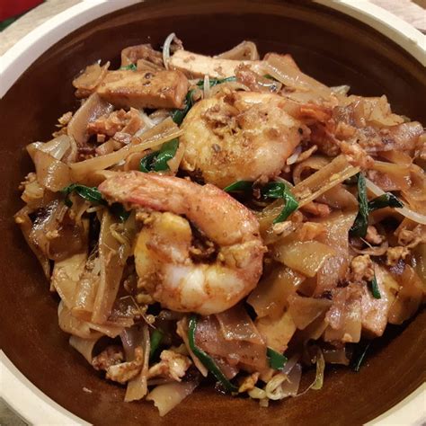 Fast food restaurant in kuala lumpur, malaysia. (Penang) Char Kuey Teow - Nyonya Cooking