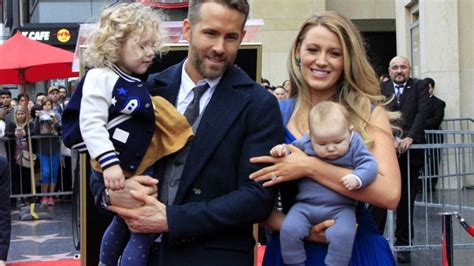 Die familie steht bei dem schauspieler ganz klar an erster stelle. Ryan Reynolds: Kinder haben Liebesleben ruiniert