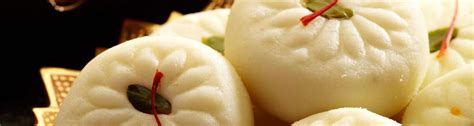 Milkmaid 70g water 115ml grated coconut 450gsugar 300g few drops of colouring met. Malai Peda Recipe, How to Make Malai Peda, मलाई पेड़ा - Milkmaid