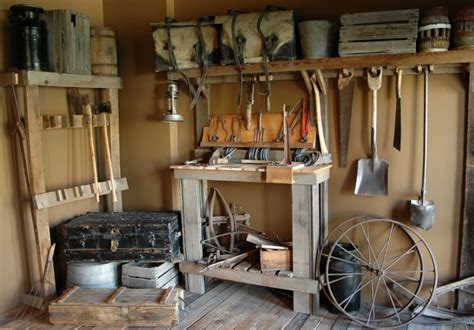 Bauen sie sich einen gemütlich wirkenden glastisch mit einem holzgestell. Geräteschuppen aus Holz selber bauen » So klappt's