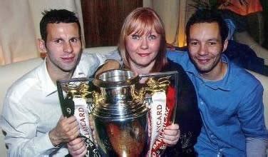 In 23 years of wearing the red devils jersey, giggs won 26 trophies. Giggs bro Rhodri dumps wife over her affair with Ryan ...