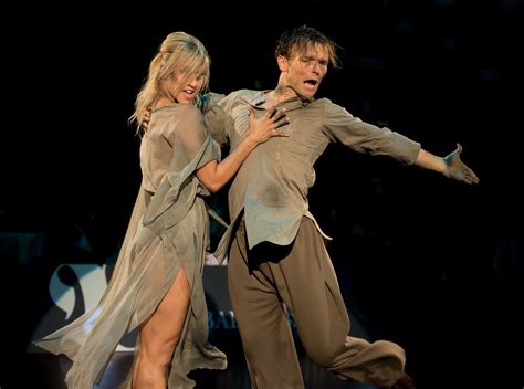Showdance worldchampion 2015 vadim garbuzov & kathrin menzinger. Kathrin Menzinger & Vadim Garbuzov mit "I am a Refugee ...