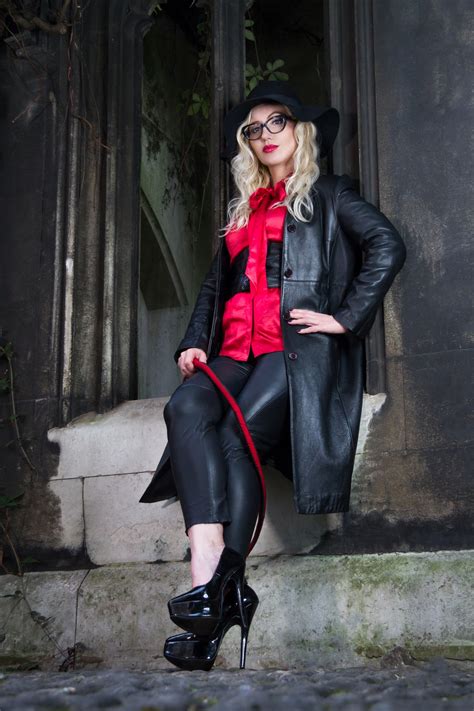 Mistress 2022 - London Mistress Alexandra Wildfire