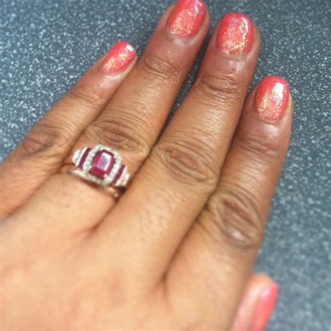 I'm a registered nurse, here from maryland to help with the city's covid overload. Nails by Sorelle Salon in Chicago | I love nails, Love ...