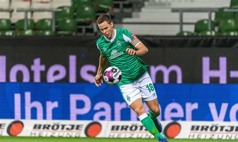 Stopped a ball with his hand as well. "In allen Bereichen einen Anker haben" | SV Werder Bremen