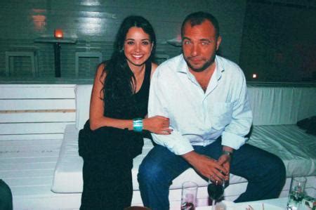 His zodiac sign is aquarius özgü namal is a 42 year old turkish actress. oktay kaynarca-ozgu namal / 7 - Magazin Foto Galeri