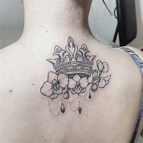 Crown tattoos, designs, ideas, and artists that you gotta see! 43 Creative Crown Tattoo Ideas for Women | StayGlam