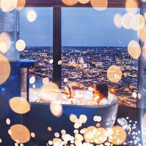 The bathtub / la bañera. View from @shangrilalondon | Bath essentials, Bathtub tray ...