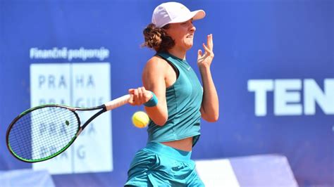 On saturday iga świątek went down in the history of polish tennis as the first grand slam singles champion. Iga Świątek, French Open, Selena Janicijevic, wynik ...