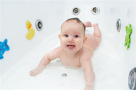 You can help babies get used to the big bath by putting the small baby bath into the big bath a few times. Bathing Your Toddler: Make Bath Time Safe and Easy - Fresh ...