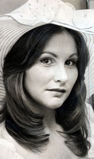 A woman with an unusual birth defect comes to a doctor who has an unorthodox solution to make the best of her situation. Linda Lovelace Wiki & Bio